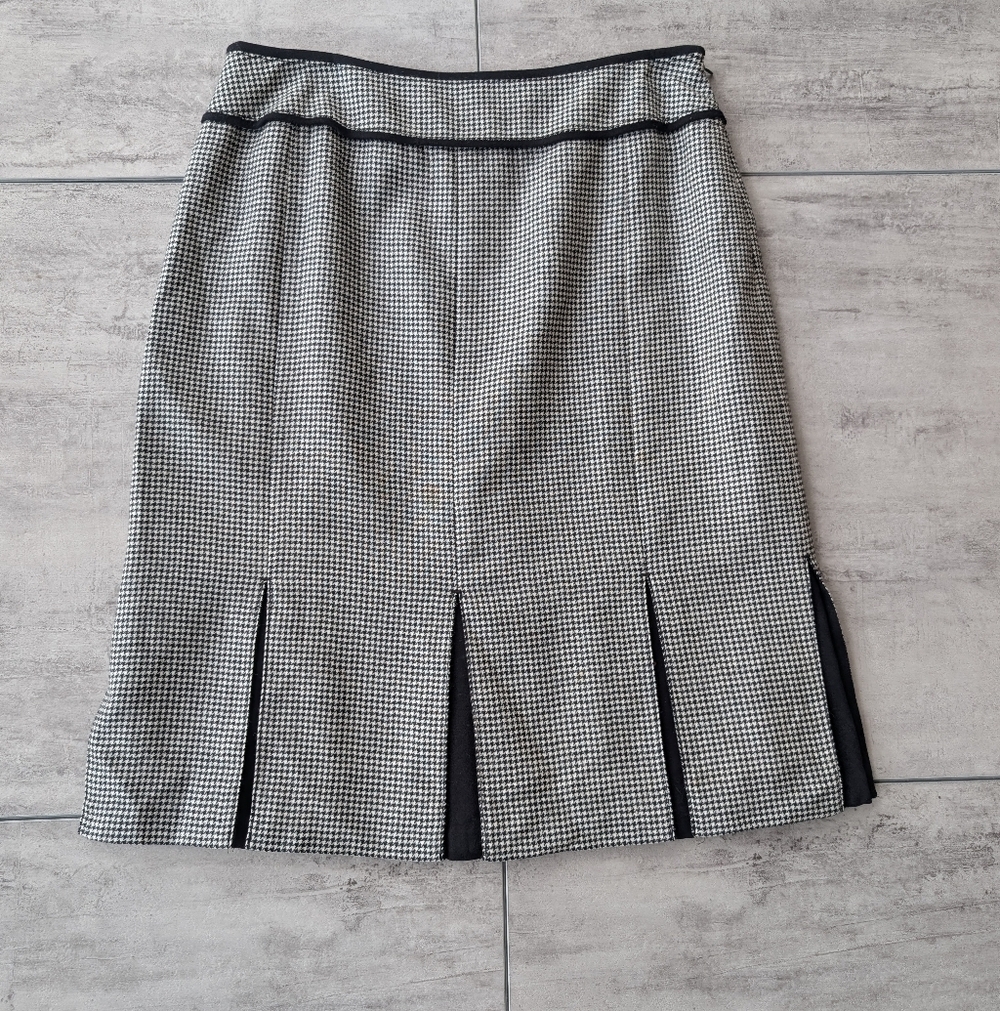 Carlisle White Black Houndstooth Wool Midi Skirt Women's Size 8